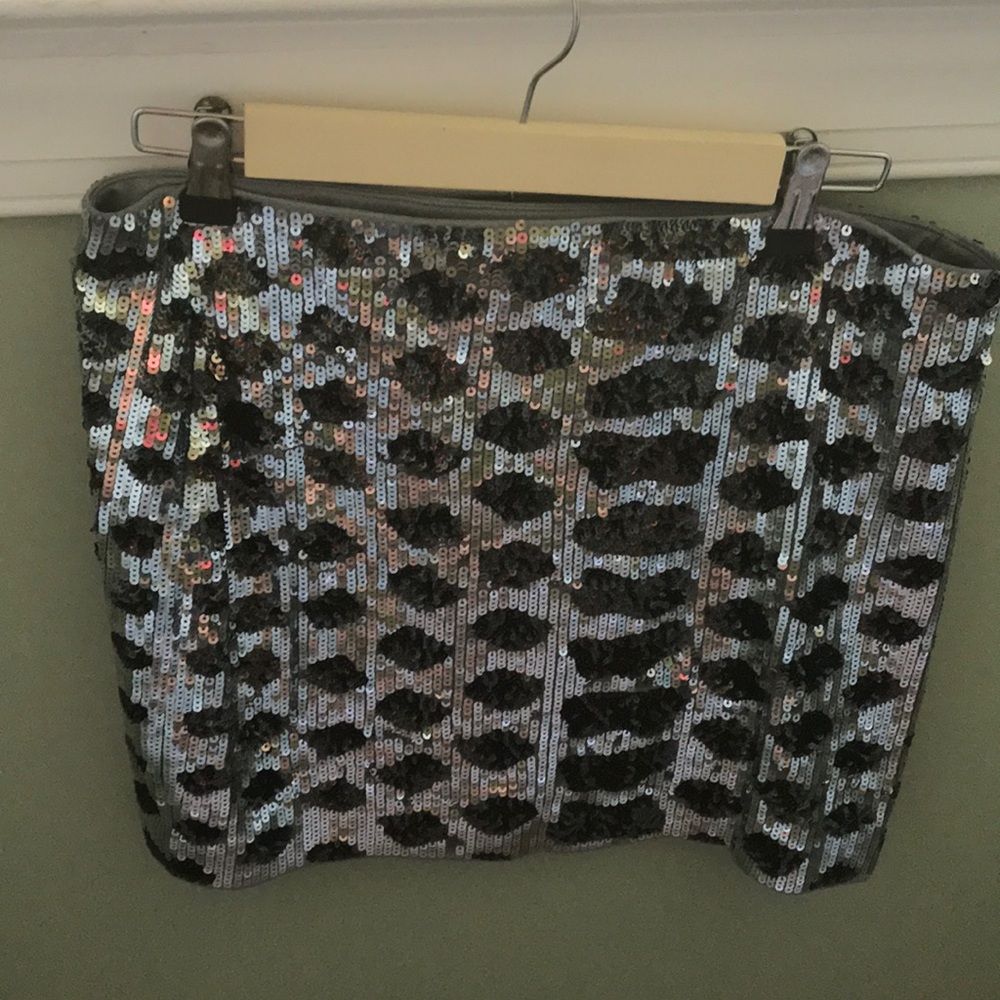 NWT EXPRESS SEQUIN SKIRT